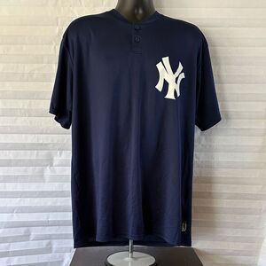 Majestic Men's Blue New York Yankees Logo T-Shirt Size XL MLB Baseball Fan Tee